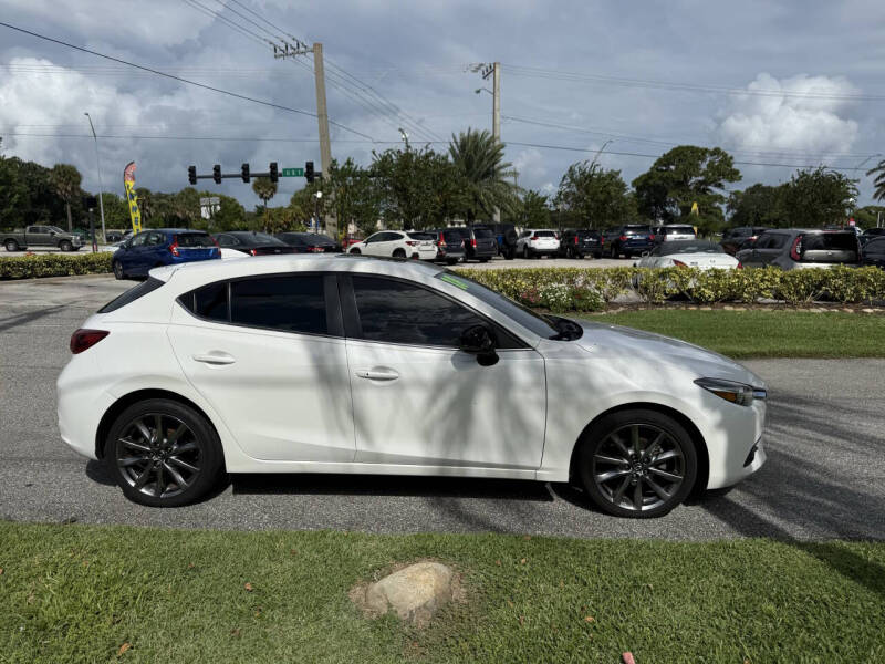 2018 Mazda MAZDA3 Grand Touring