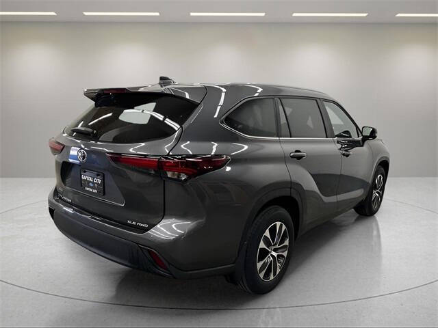 2024 Toyota Highlander