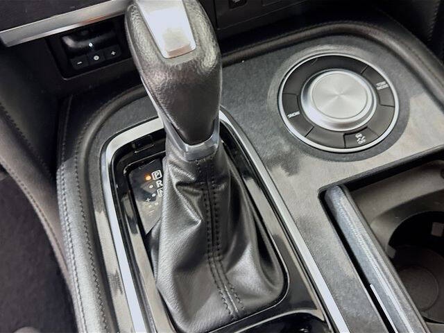 2024 Nissan Armada SV