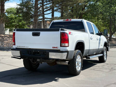 2011 GMC Sierra 3500HD SLT