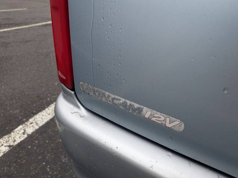 1998 Daihatsu Atrai Van