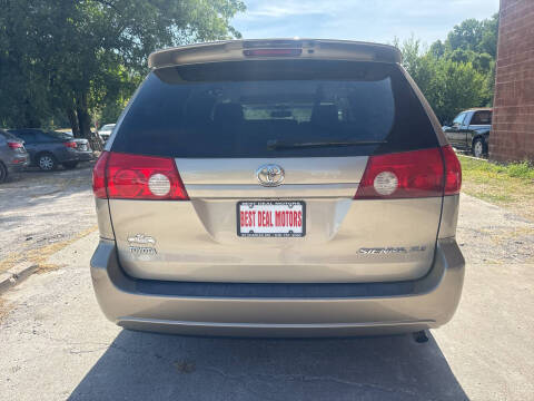 2008 Toyota Sienna XLE