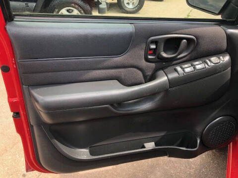 2003 Chevrolet S-10 LS