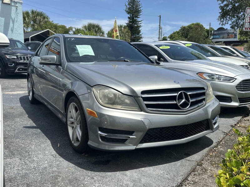 2014 Mercedes-Benz C-Class C250 Sport's photo