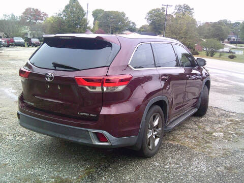 2017 Toyota Highlander Limited Platinum