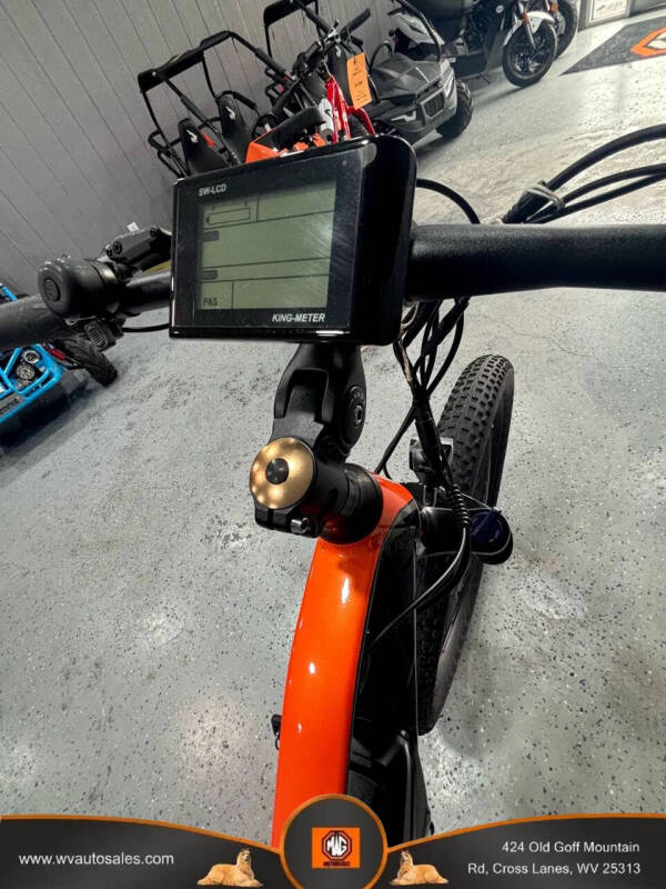 2022 Bintelli Quest