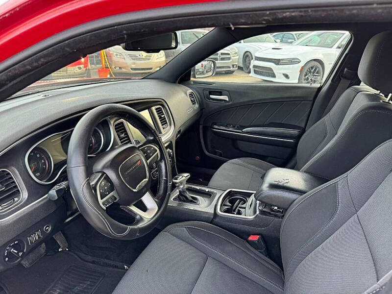 2016 Dodge Charger SXT