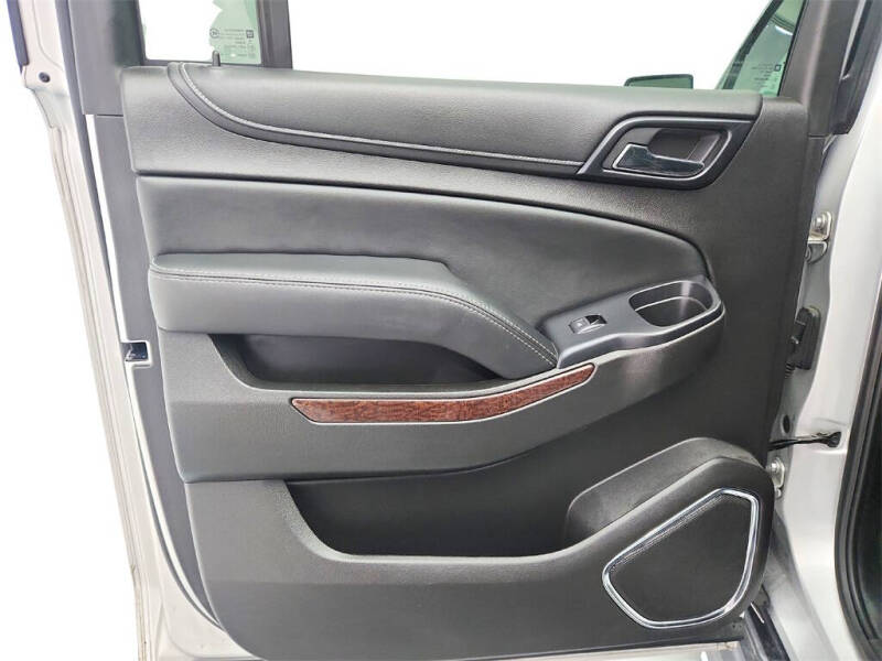 2017 GMC Yukon XL SLT