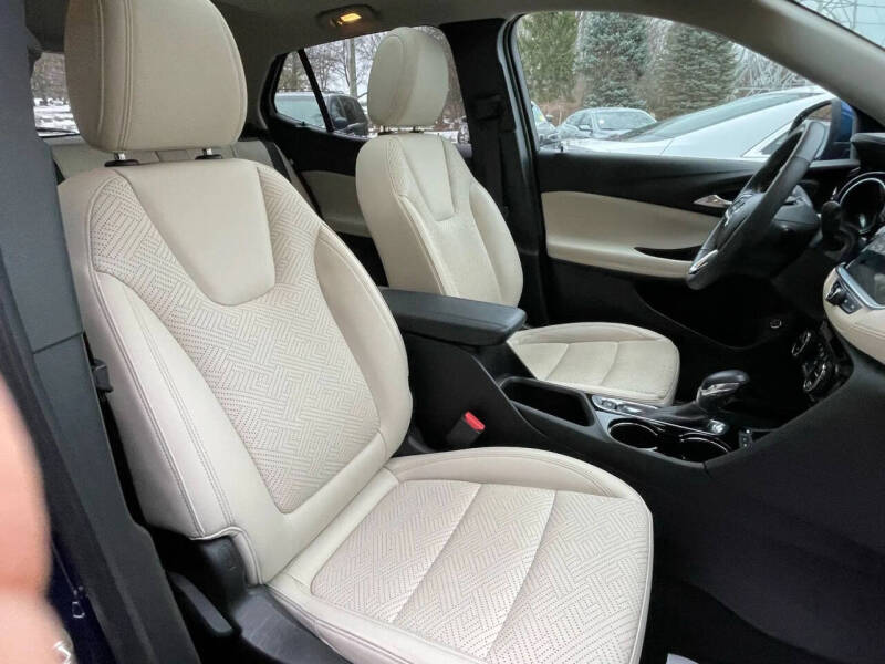 2022 Buick Encore GX Essence