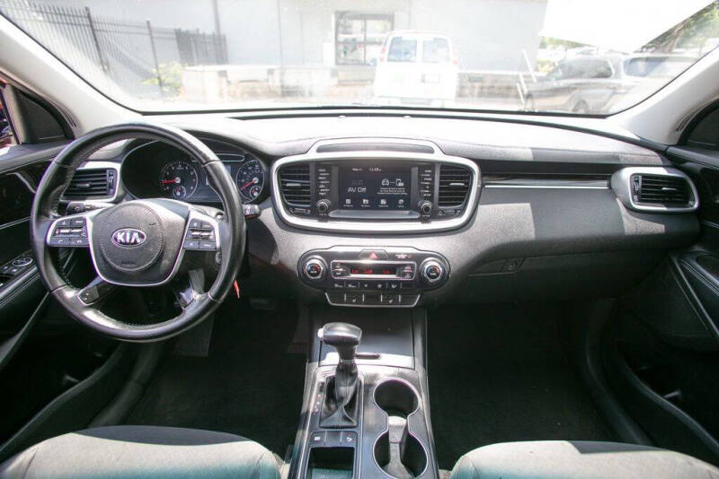2020 Kia Sorento LX