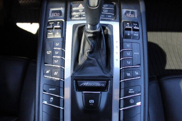 2016 Porsche Macan S