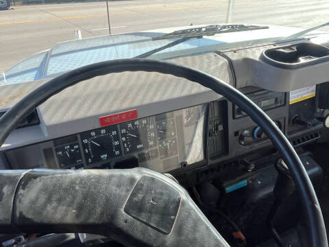 2002 International 4800