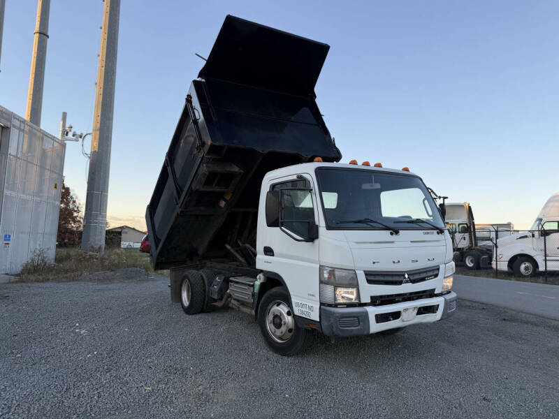 2012 Mitsubishi Fuso FE180