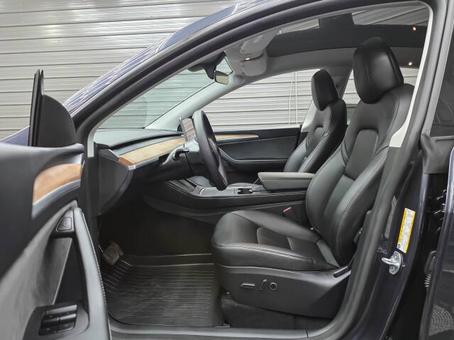 2025 Tesla Model Y Long Range