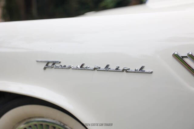 1957 Ford Thunderbird