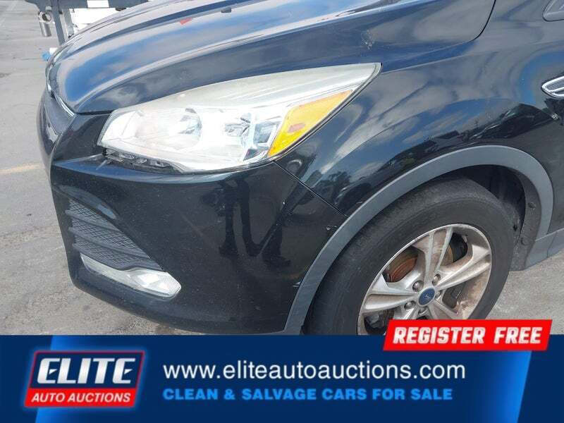 2015 Ford Escape SE