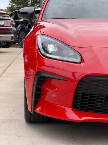 2025 Toyota GR86 Premium