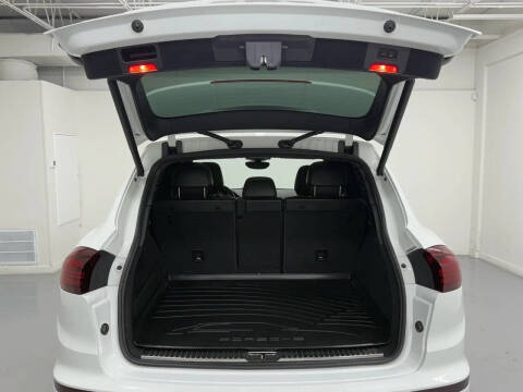 2018 Porsche Cayenne GTS