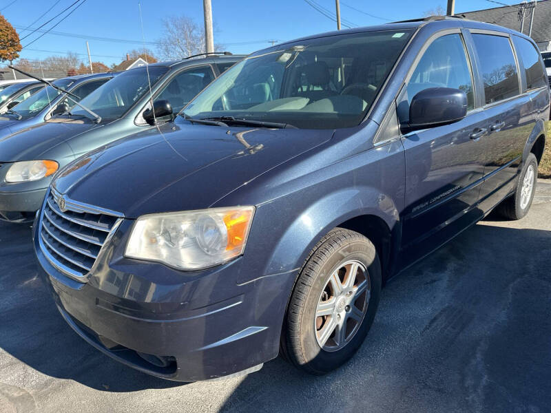 Used 2008 Chrysler Town & Country Touring with VIN 2A8HR54P48R768345 for sale in Seekonk, MA