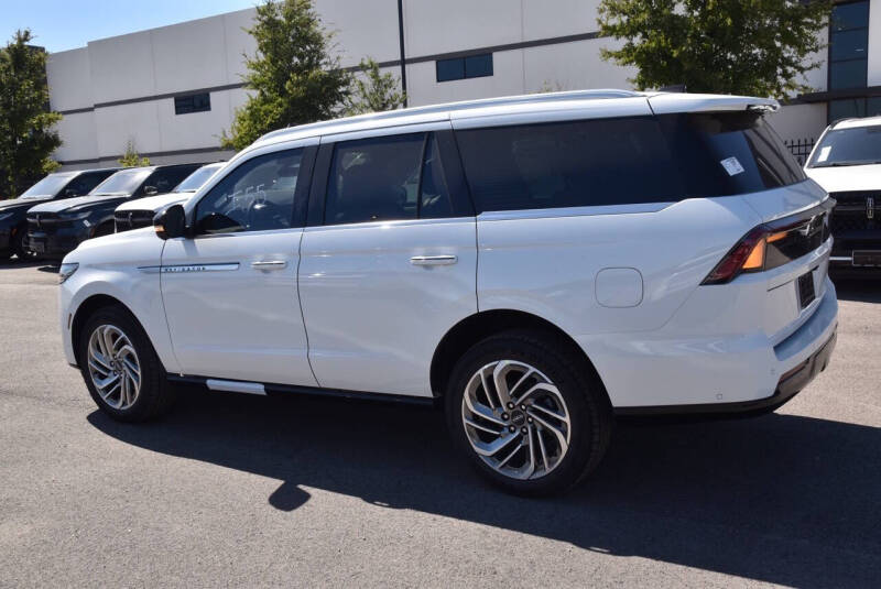 2025 Lincoln Navigator Reserve