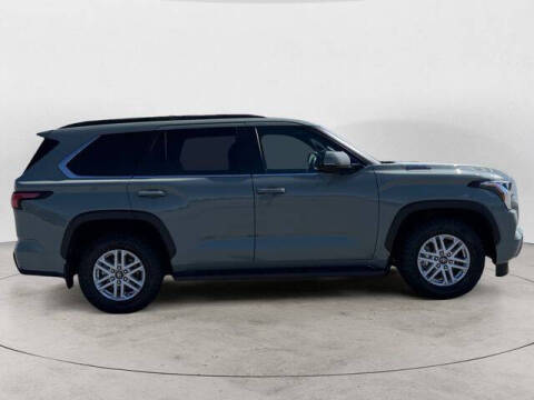 2025 Toyota Sequoia SR5