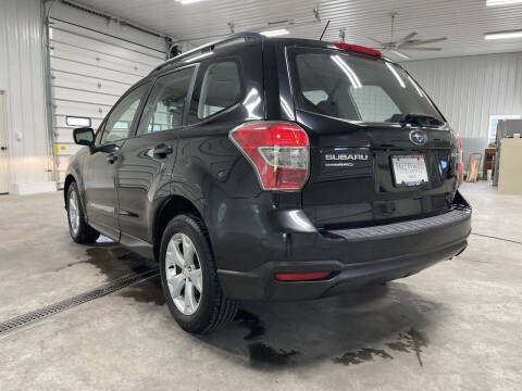 2015 Subaru Forester 2.5i