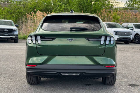 2025 Ford Mustang Mach-E Select