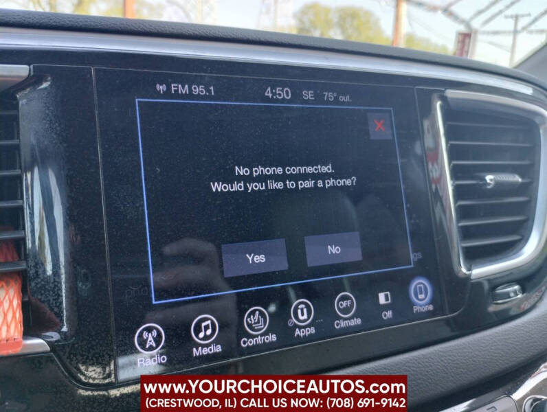 2017 Chrysler Pacifica Touring-L Plus