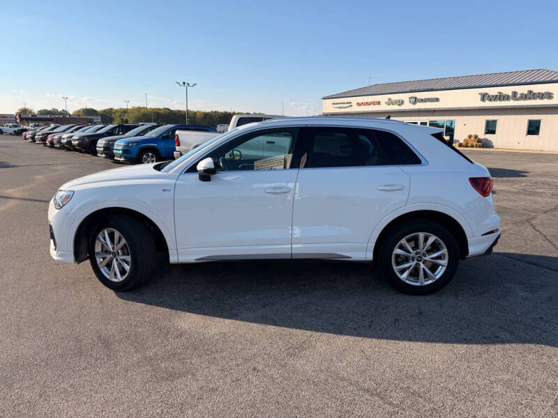 2023 Audi Q3 quattro S line Premium 45 TFSI