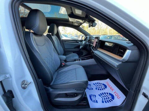 2025 Volkswagen Tiguan SEL R-Line 4Motion