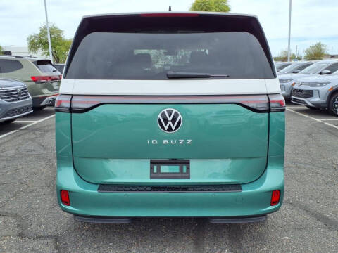 2025 Volkswagen ID. Buzz Pro S Plus