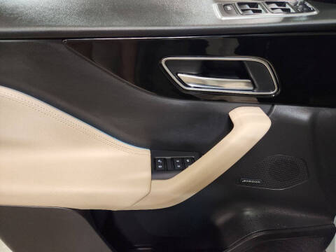 2020 Jaguar F-PACE 25t Premium