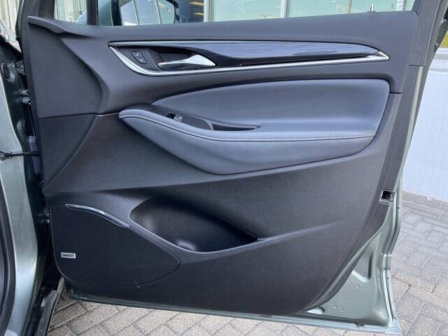 2023 Buick Enclave Premium