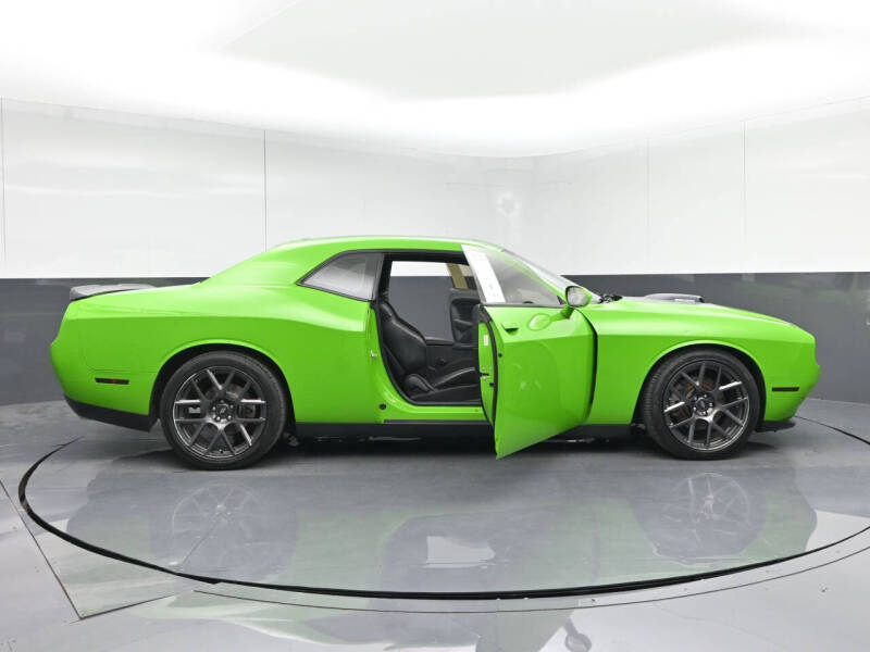 2017 Dodge Challenger R/T Plus