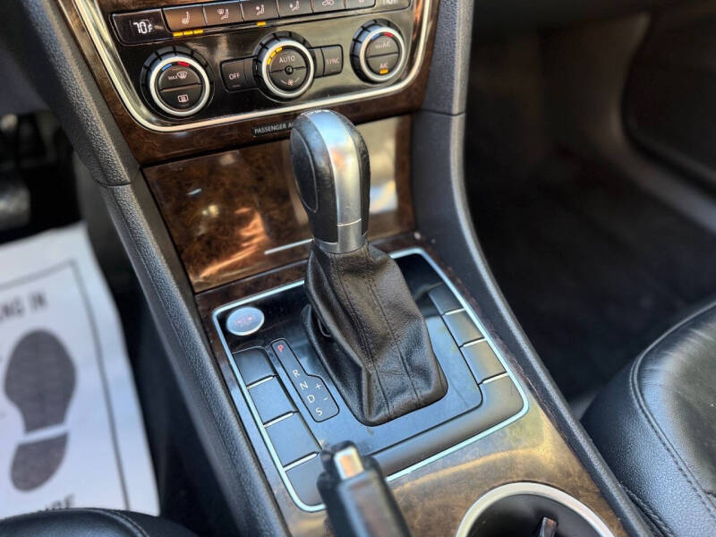 2015 Volkswagen Passat 2.0L TDI SEL Premium