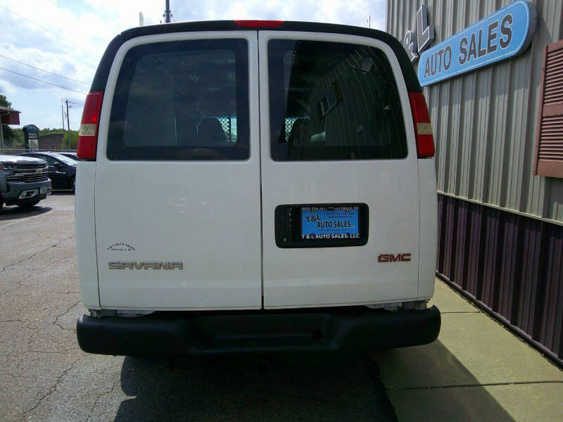2009 GMC Savana 2500