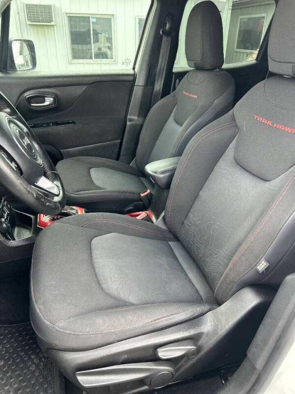 2016 Jeep Renegade Trailhawk