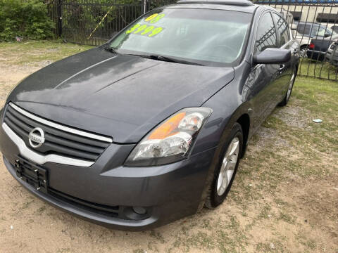 2008 Nissan Altima for sale at SCOTT HARRISON MOTOR CO in Houston TX