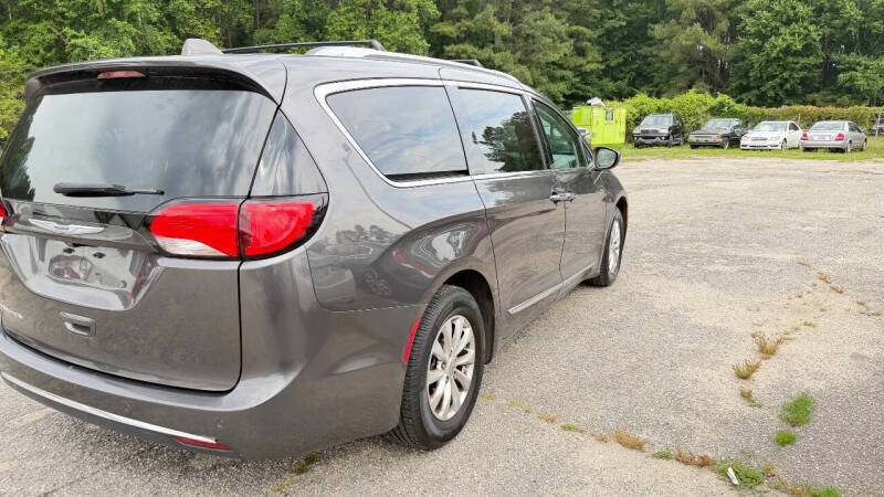 2019 Chrysler Pacifica Touring L