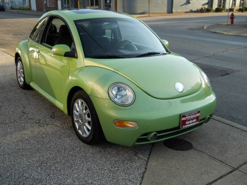 2004 Volkswagen New Beetle for sale at NEW RICHMOND AUTO SALES in New Richmond OH