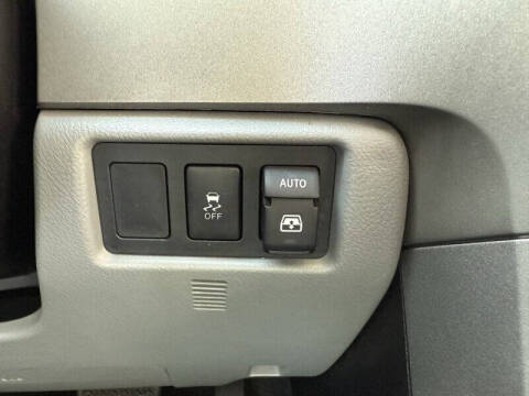 2016 Toyota Sequoia SR5