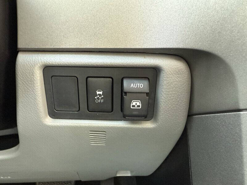 2016 Toyota Sequoia SR5