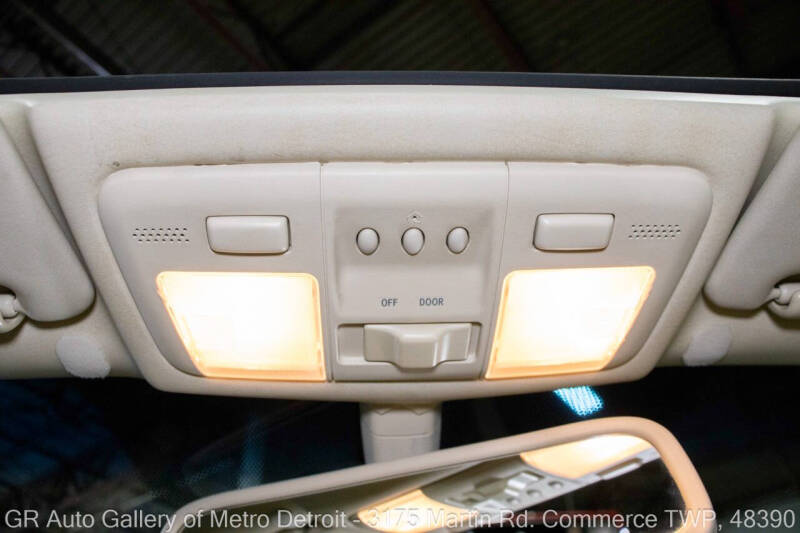 2004 Lexus SC 430