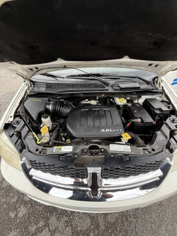 2013 Dodge Grand Caravan American Value Package