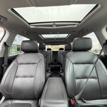 2017 GMC Acadia SLT-1