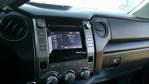 2015 Toyota Tundra SR