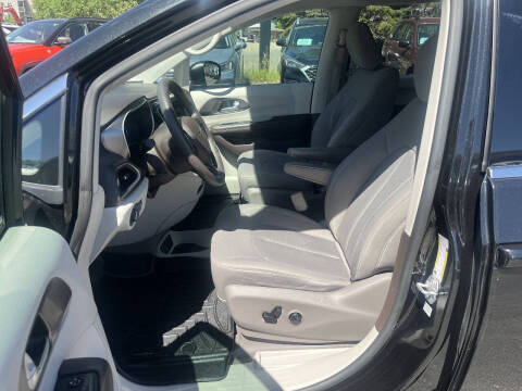 2018 Chrysler Pacifica LX