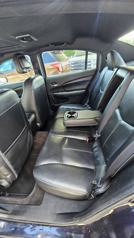 2011 Chrysler 200 Limited