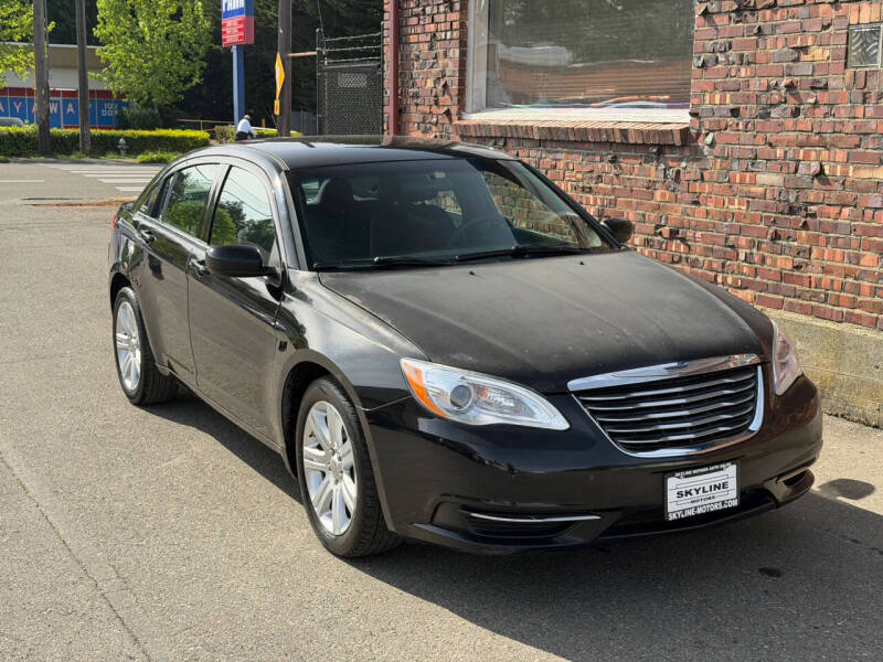 2013 Chrysler 200 LX