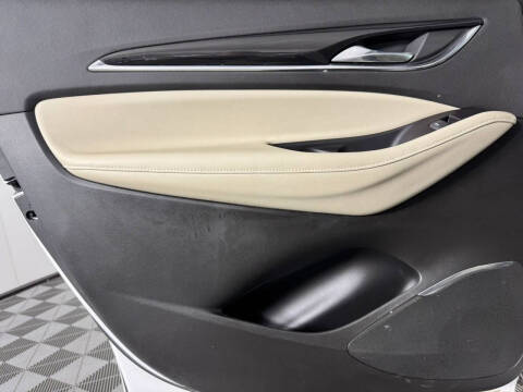 2020 Buick Enclave Essence